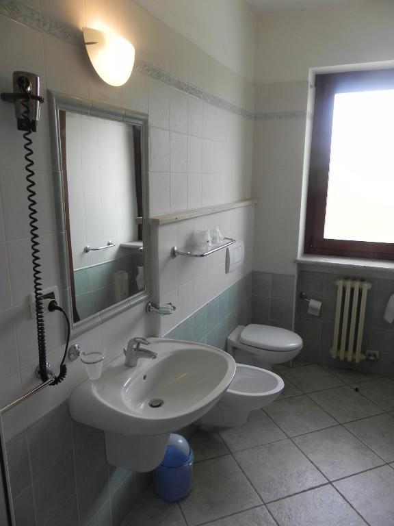 Hotel Ristorante Belsito Borgo San Dalmazzo Zewnętrze zdjęcie